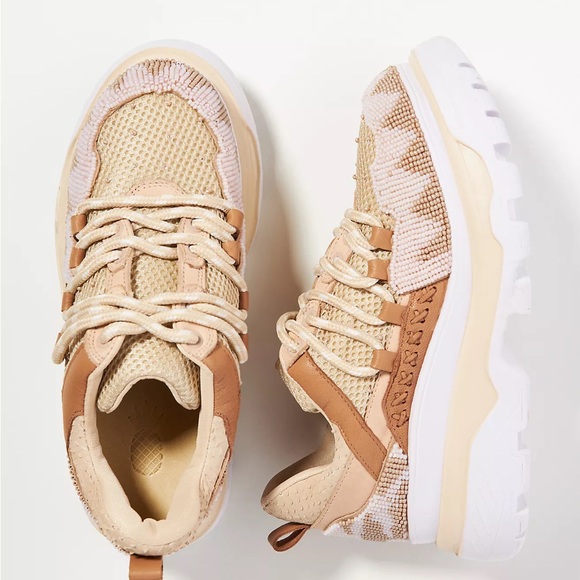 FARM Rio Sneakers - Picture 1 of 4